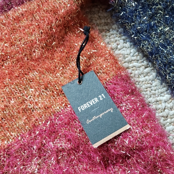 Forever 21 Contemporary Cropped Sparkle Sweater - Picture 3 of 6